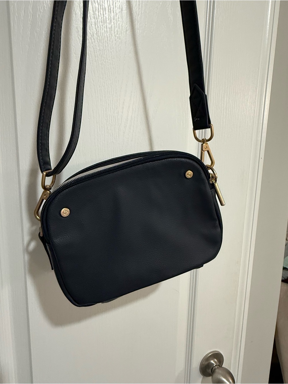 Classic Navy Crossbody Shoulder Bag - Sleek Everyday Carry